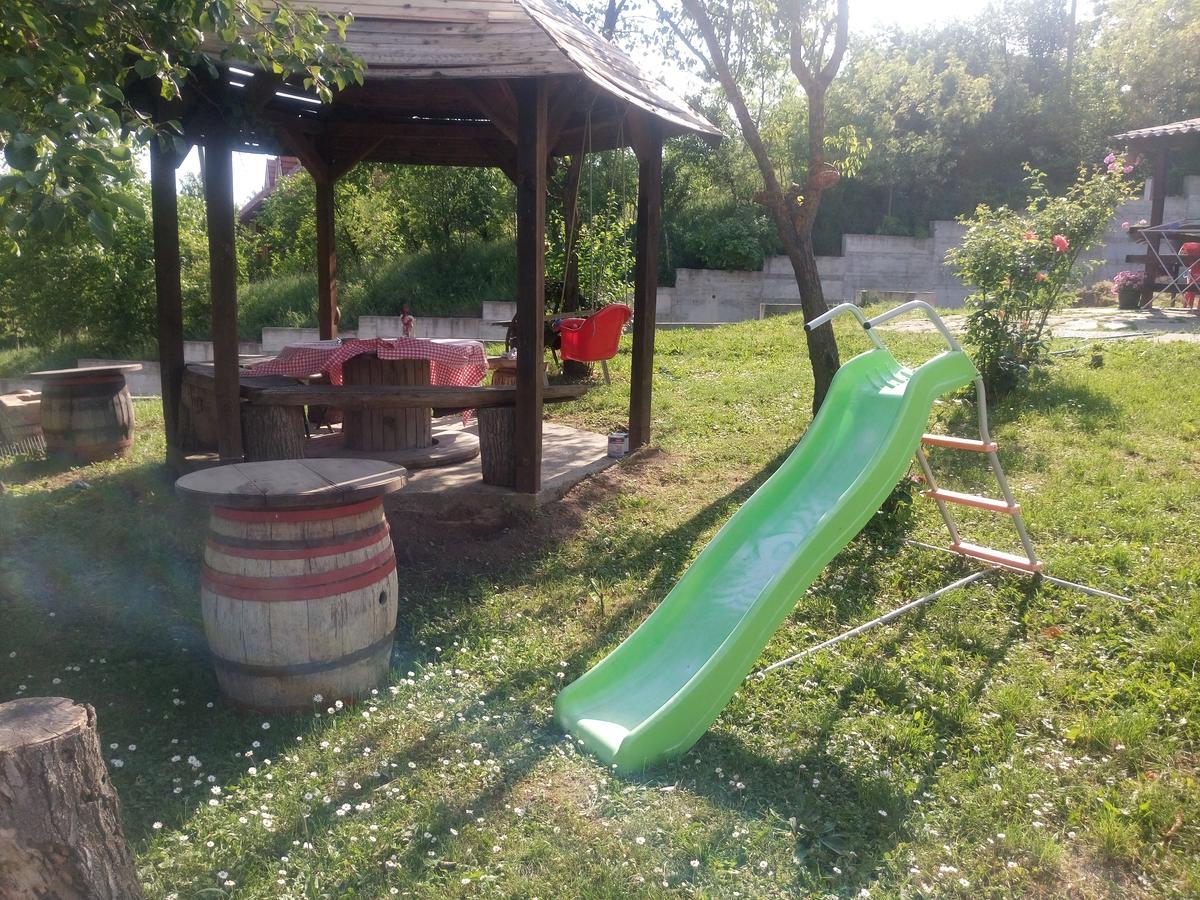 Apartmani Jankovic Vrdnik Exterior photo